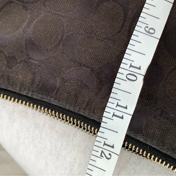 Monogram Coach Black Shoulder Bag - Picture 9 of 11